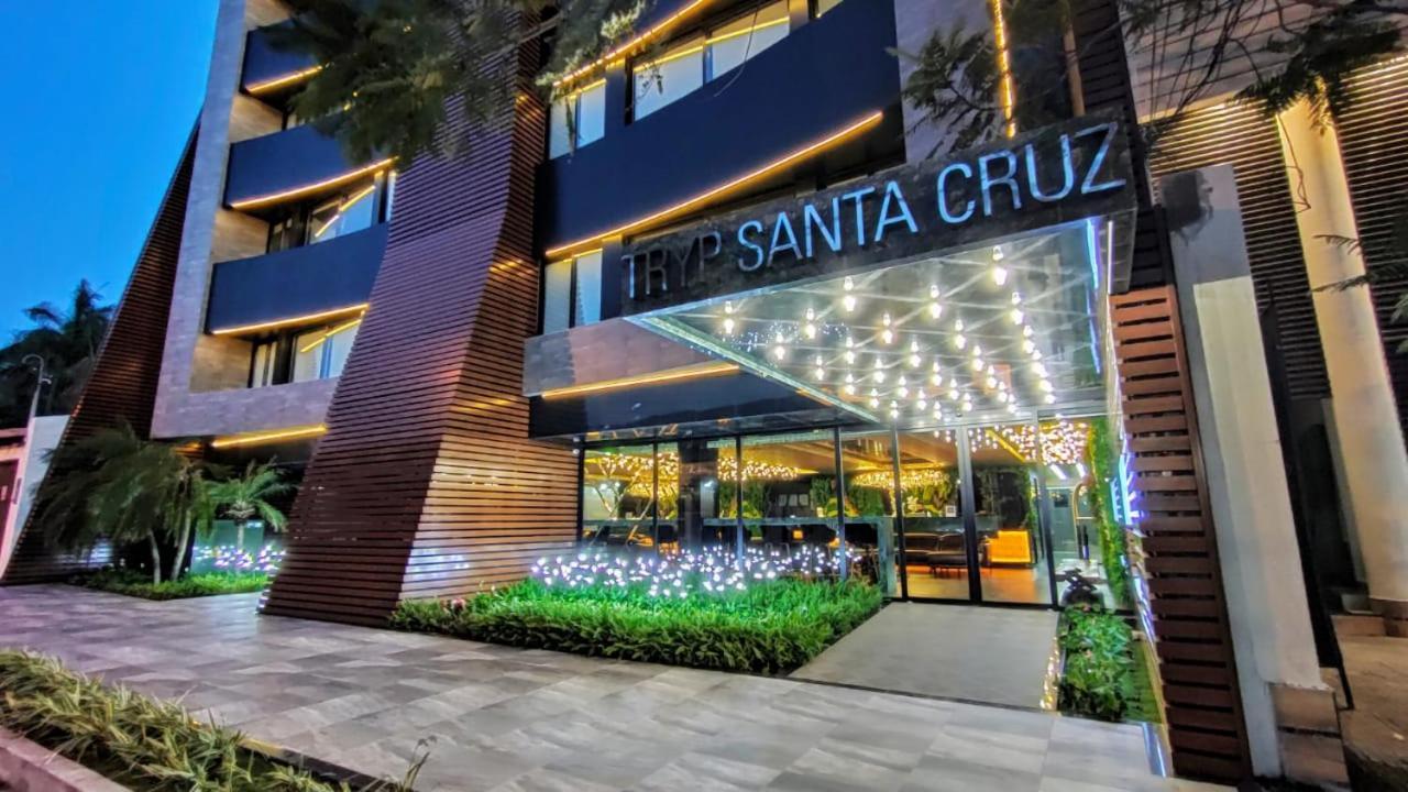 Отель Tryp By Wyndham Santa Cruz Санта-Крус-де-ла-Сьерра Экстерьер фото