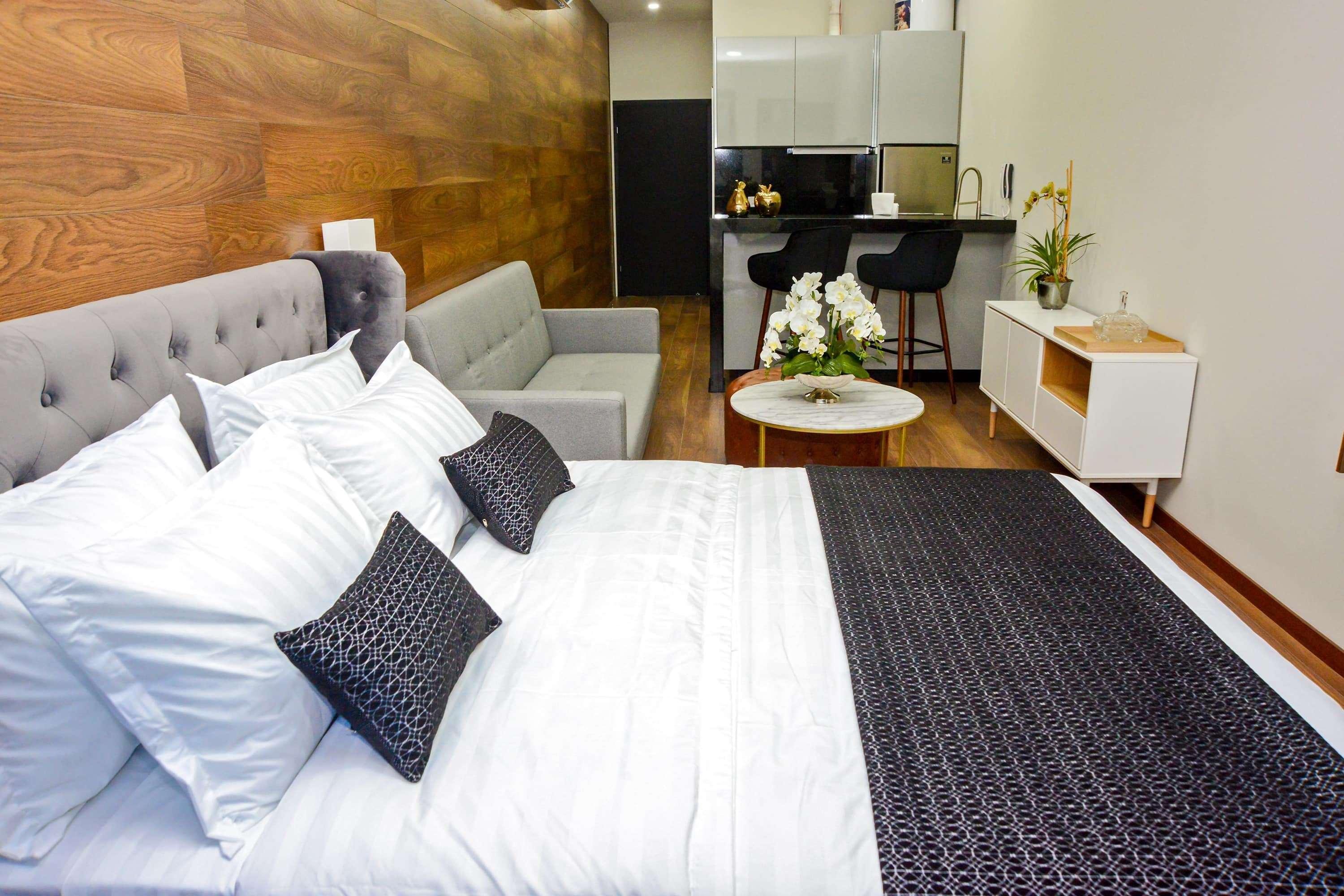 Отель Tryp By Wyndham Santa Cruz Санта-Крус-де-ла-Сьерра Экстерьер фото